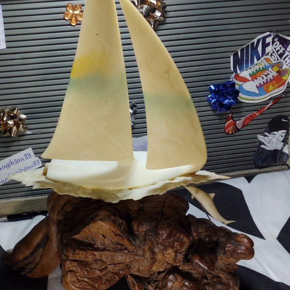 JOHN PERRY SCULPTURE - Picture 2 of 2